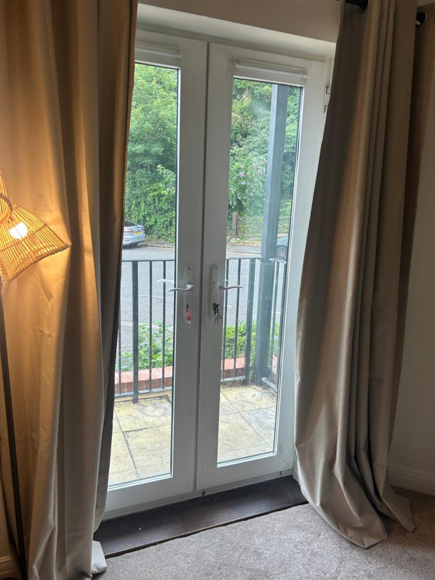 Beautiful 1 Bed In Wycombe Apartment Хай Уикъмб Екстериор снимка